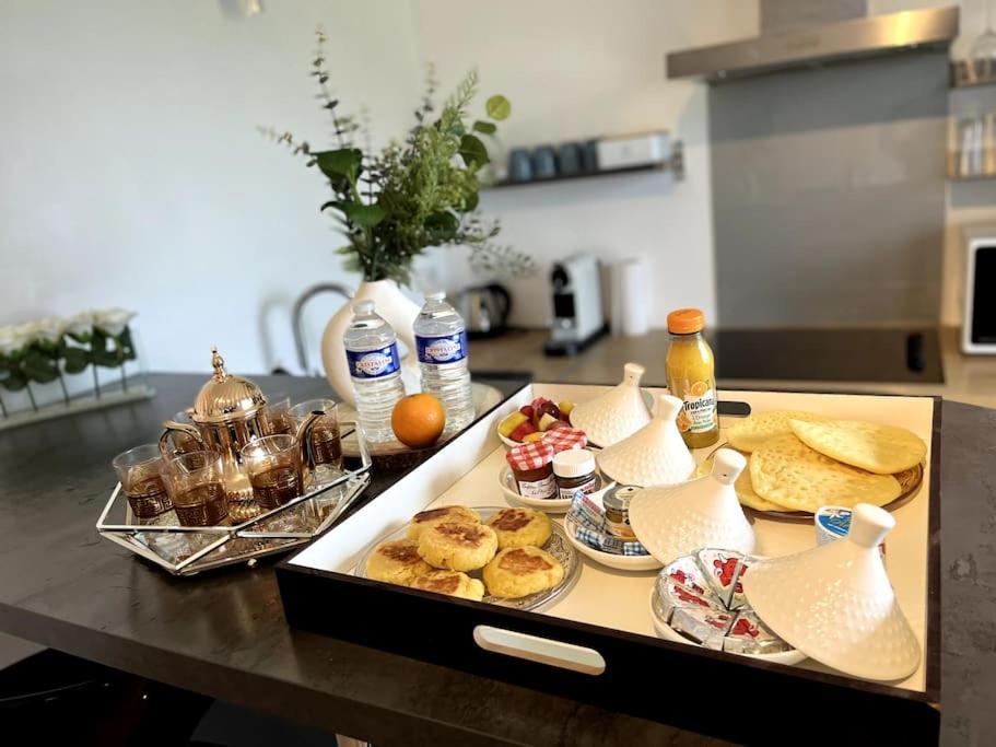 Wondersuite Appartement - Centre Ville Avec Parking Couvert -15Mn De Paris Et 10 Mn De Stade De France, Wifi, Netflix Deuil-la-Barre Dış mekan fotoğraf