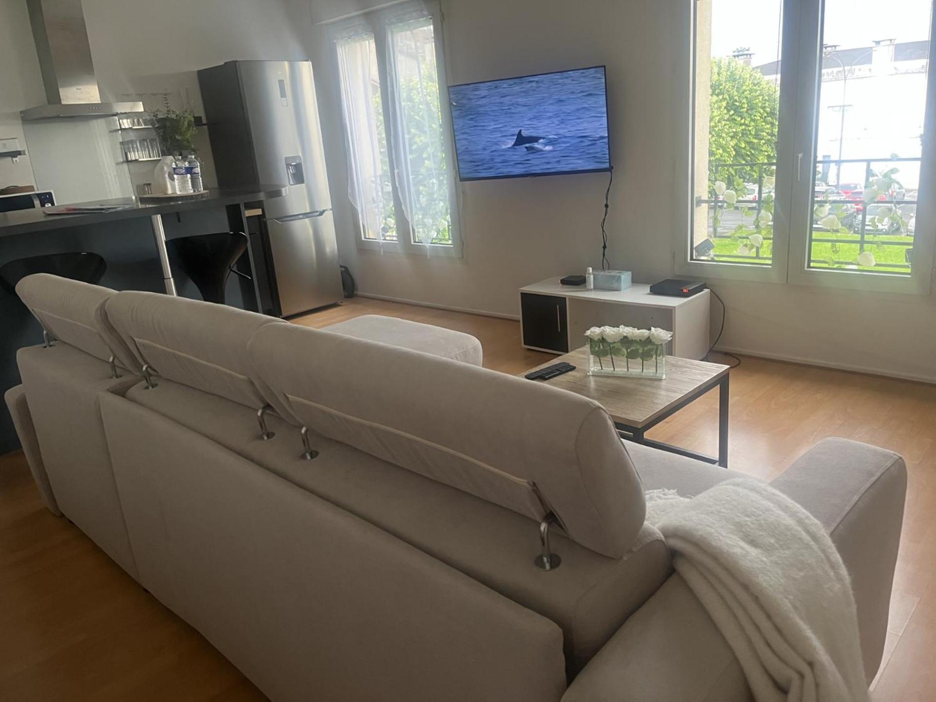 Wondersuite Appartement - Centre Ville Avec Parking Couvert -15Mn De Paris Et 10 Mn De Stade De France, Wifi, Netflix Deuil-la-Barre Dış mekan fotoğraf